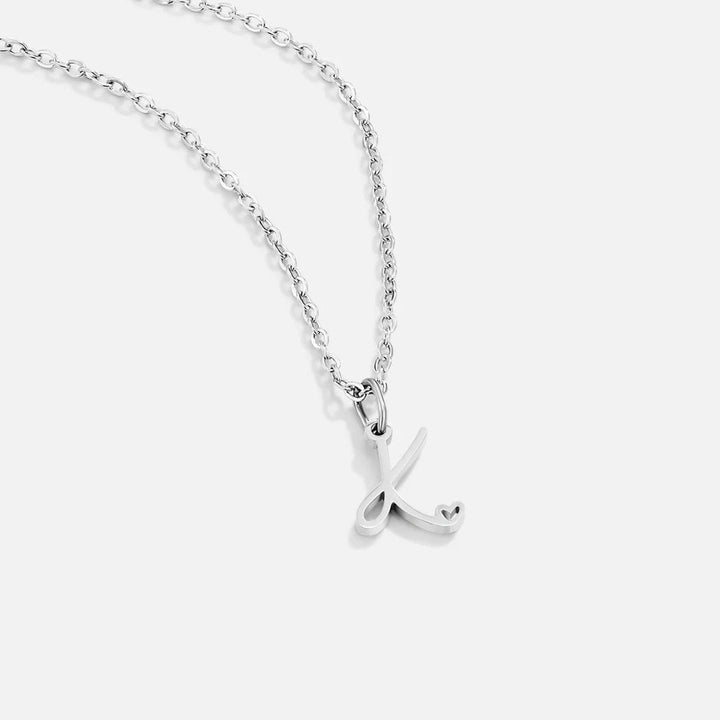 Srebrna srčana ogrlica sa slovima